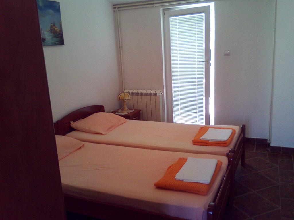 Apartments Mitrovic Podlicak Sveti Stefan Esterno foto