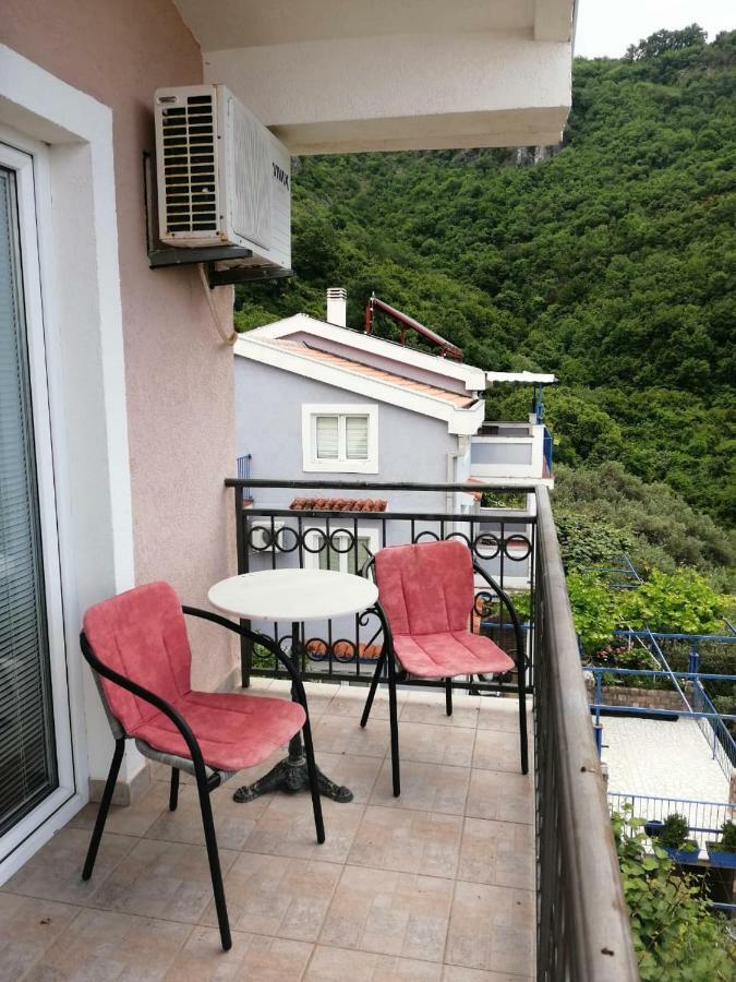 Apartments Mitrovic Podlicak Sveti Stefan Esterno foto